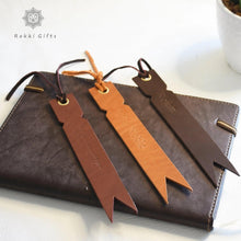 Load image into Gallery viewer, Custom leather bookmark - Rokkigifts