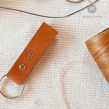 Load image into Gallery viewer, Personalised Monogrammed Car Keyring - Rokkigifts
