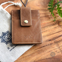 Load image into Gallery viewer, Personalized leather ID Badge Holder - Rokkigifts