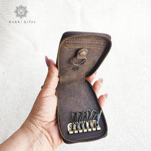 Load image into Gallery viewer, Personlized Leather wallet Key Holder - Rokkigifts