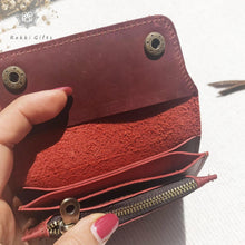 Load image into Gallery viewer, Custom handmade card holder,leather wallet - Rokkigifts

