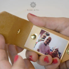 Load image into Gallery viewer, personalized leather Photo keychain - Rokkigifts
