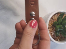 Load and play video in Gallery viewer, personalized keyring for dad | RokkiGifts
